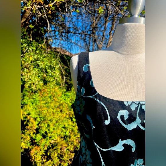 ALEX EVENINGS 🌸 Floral Black and Blue Women's Top - Picture 5 of 6